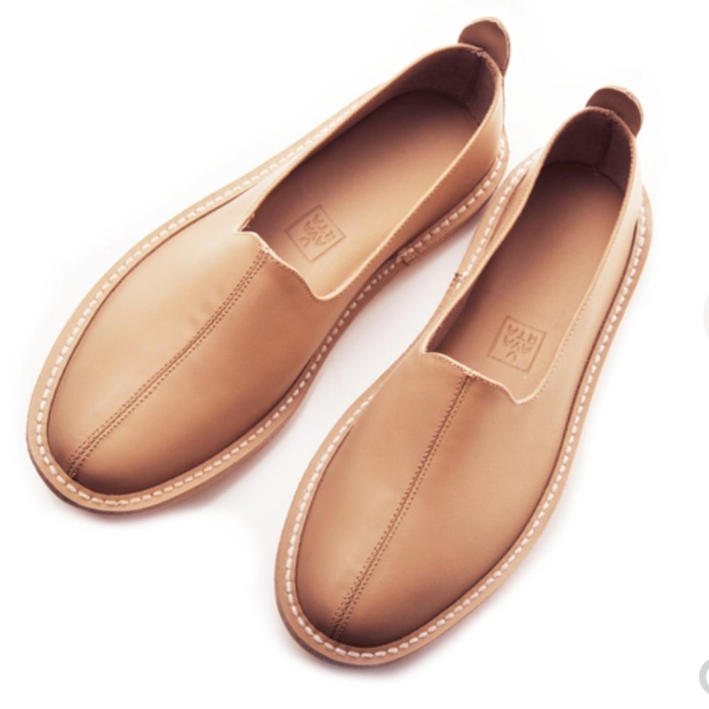 VAYARTA  Slip On Loafers US 7